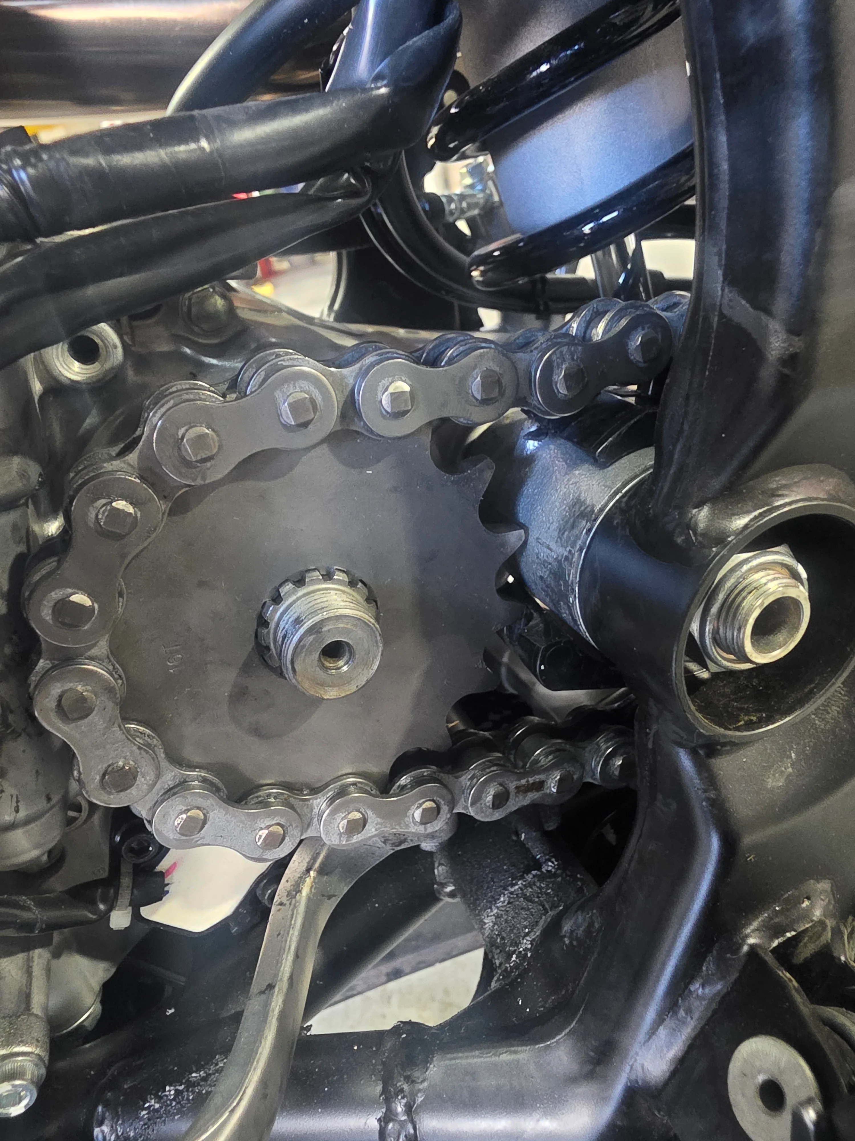 SUZUKI DRZ4S 16 TOOTH SPROCKET - Image 4