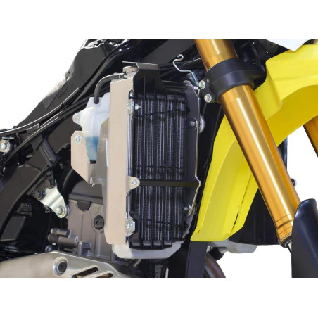 Standard radiator guards for Suzuki DR-Z4S 2025 – 2026  Black spacers - Image 3